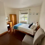 Nellie Dee's Bed & Breakfast 3*