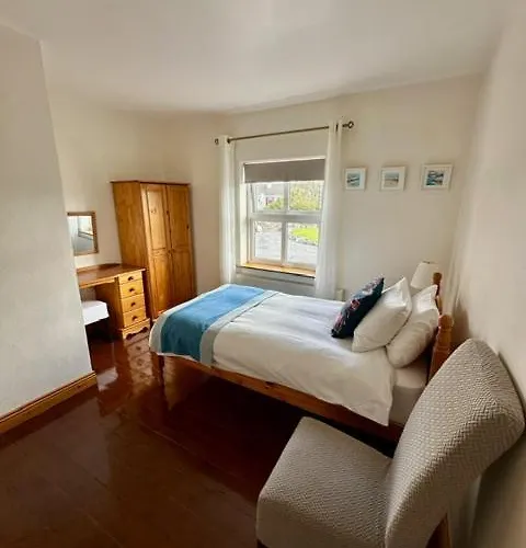 Nellie Dee's Bed & Breakfast 3*