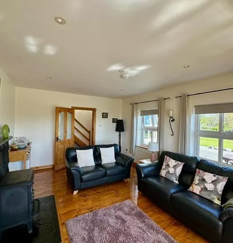 Nellie Dee's Bed & Breakfast Doolin